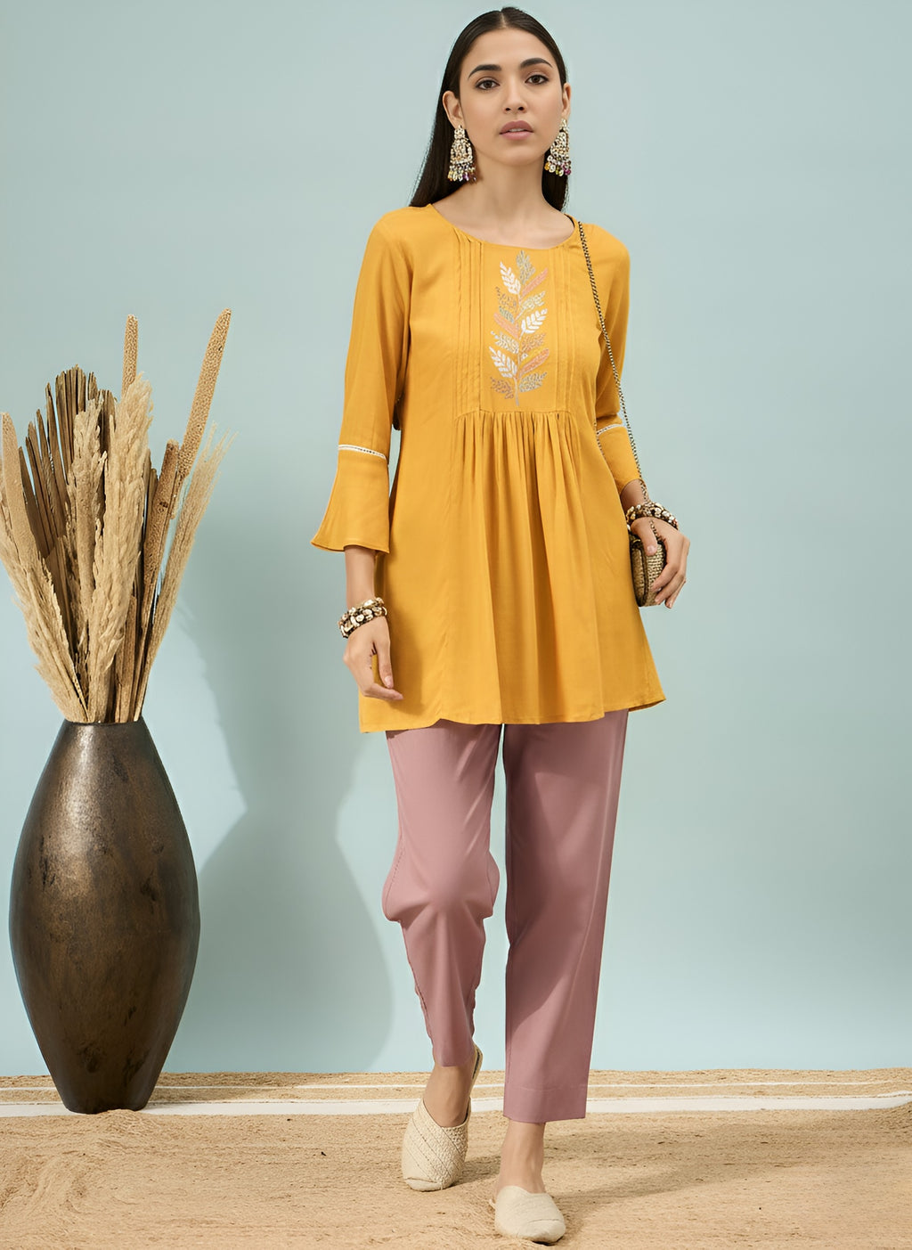 Women’s Rose Solid Cotton Trousers