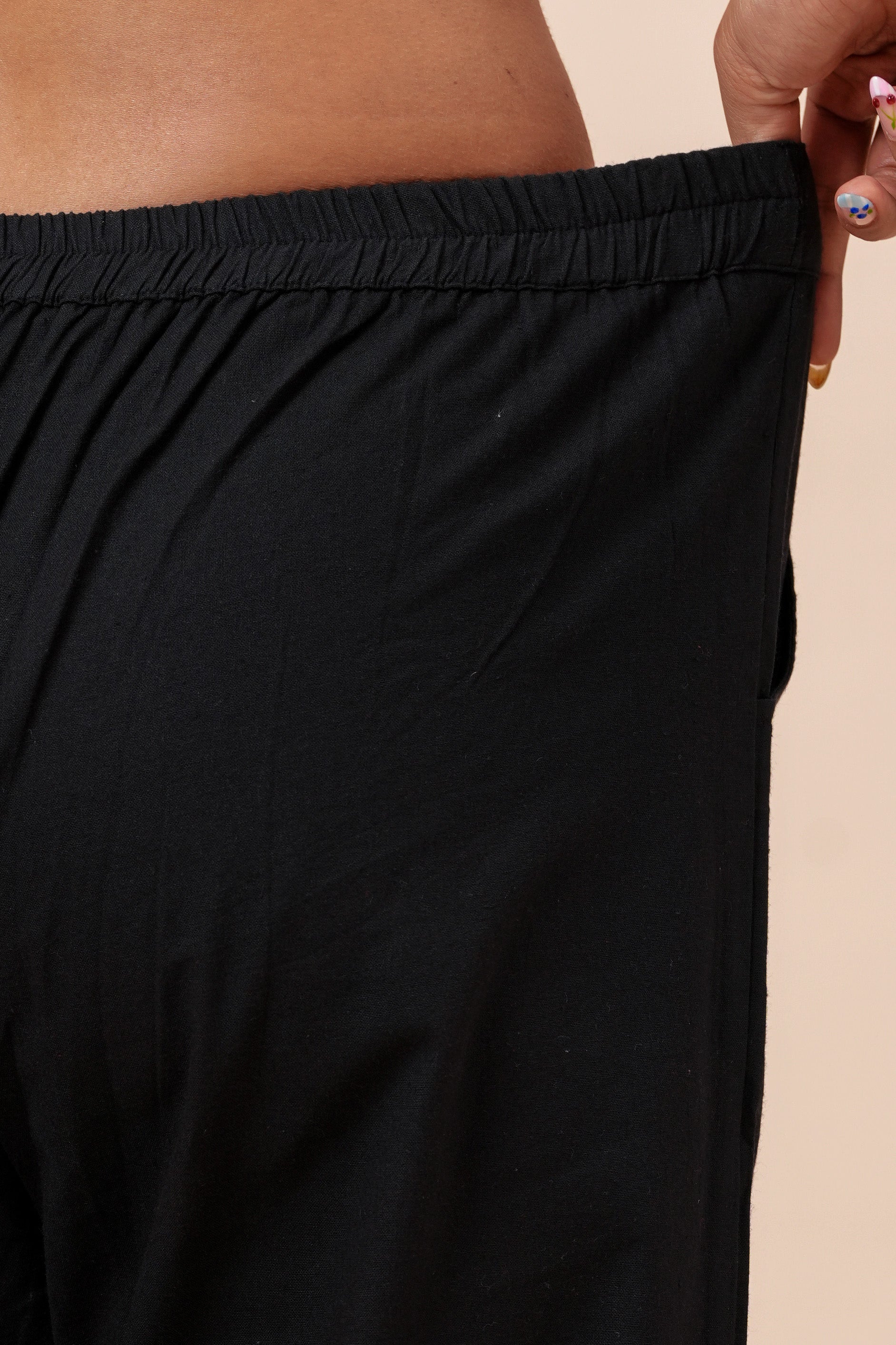 Women’s Black Solid Cotton Trousers